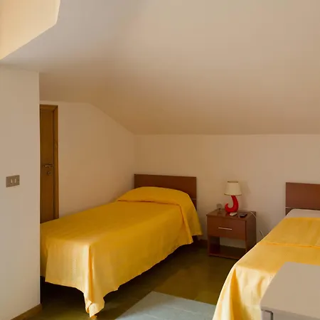 B. & B. Giada Alojamento de Acomodação e Pequeno-almoço 3*