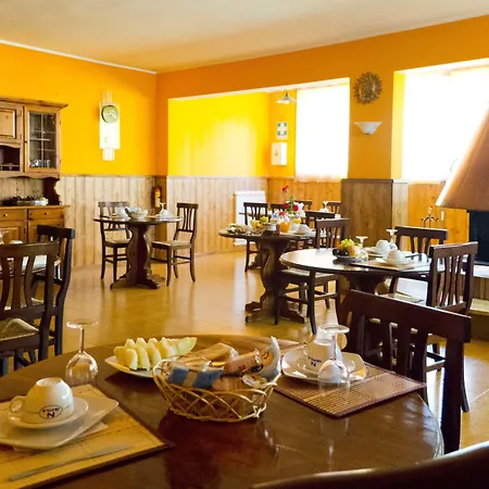 B. & B. Giada Alojamento de Acomodação e Pequeno-almoço 3*