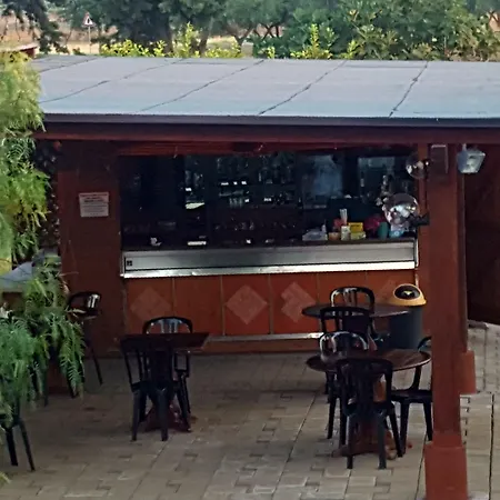 Alojamento de Acomodação e Pequeno-almoço B. & B. Giada 3*