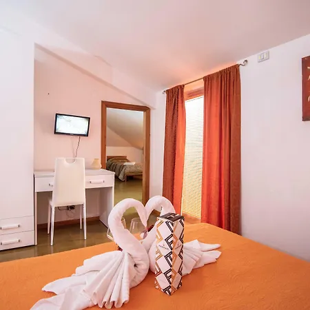 ベッド・アンド・ブレックファスト B. & B. Giada 3*