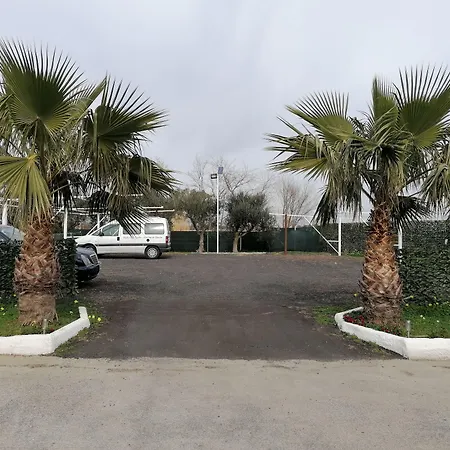 B. & B. Giada ベッド・アンド・ブレックファスト 3*